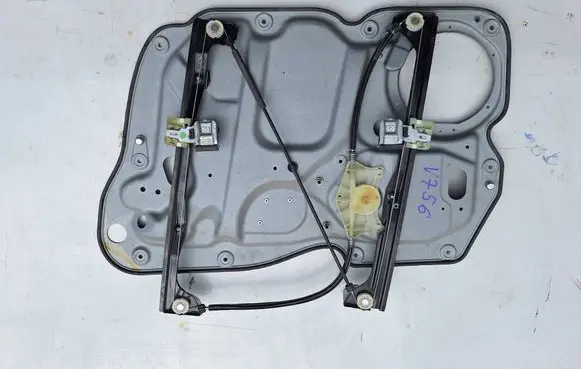 Volkswagen Caddy Front door electric window regulator 2K1837729H