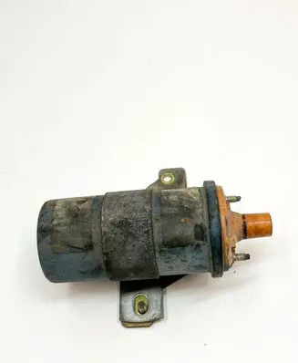 High voltage ignition coil