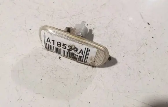 Audi A2 Front fender indicator light 