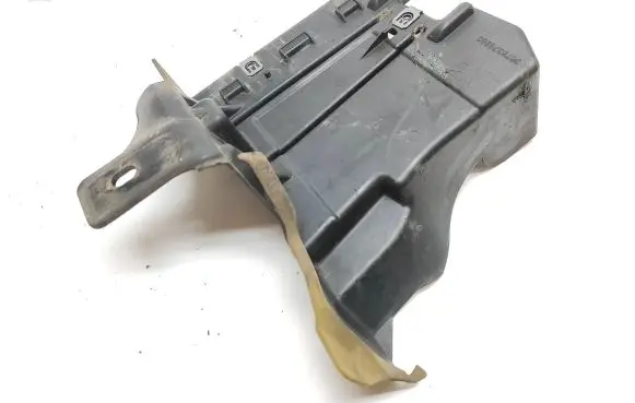 Citroen DS5 Engine splash shield/under tray 9676379280