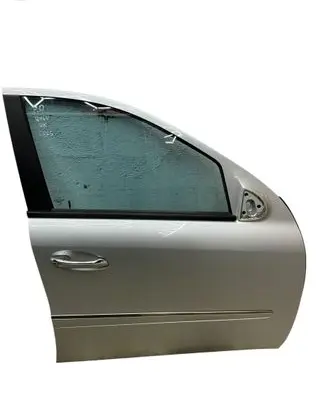 Mercedes-Benz ML W164 Front door 