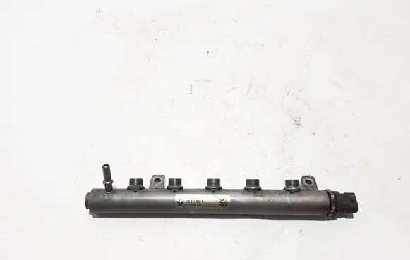 Opel Vivaro Fuel main line pipe 175214823R