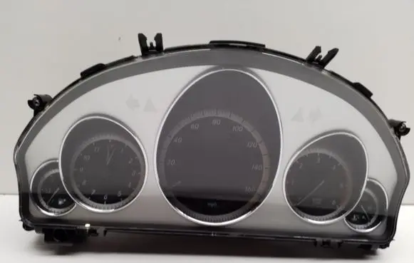 Mercedes-Benz E A207 Speedometer (instrument cluster) A2129003509