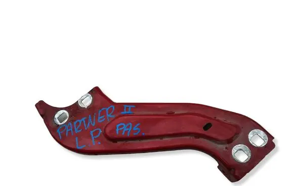 Peugeot Partner Fender mounting bracket 