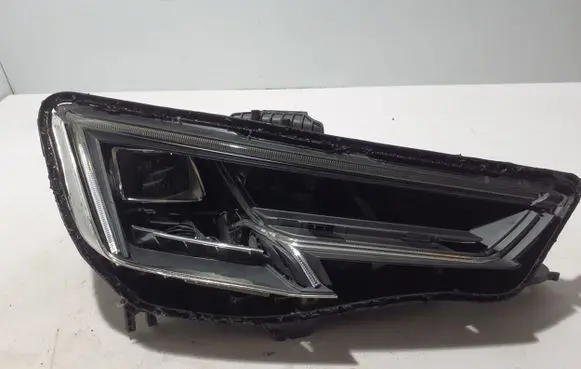 Audi A4 S4 B9 Headlight/headlamp 8W0941034