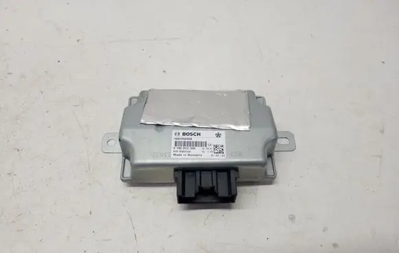 Jeep Cherokee Voltage converter/converter module 56029583AB 0199DC2300