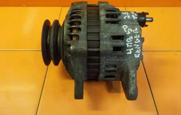 Ford Ranger Generator/alternator WLAA18300A 4MB50