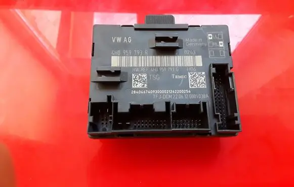 Audi A8 S8 D4 4H Door control unit/module 4H0959793R 4H0959793G