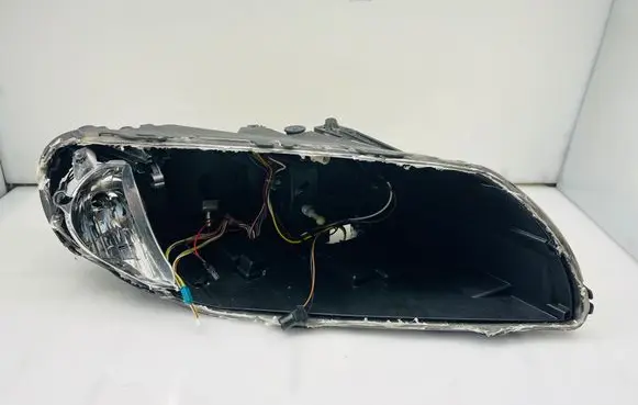 Volvo V70 Headlight part 31283916 6336200000
