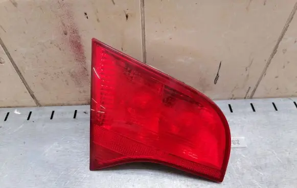 Audi A4 S4 B7 8E 8H Tailgate rear/tail lights 8e9945093 484501