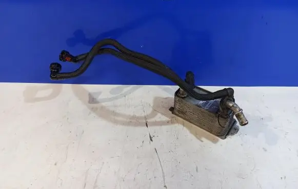 Volvo V60 Engine oil radiator 31325045 6G917A095AD