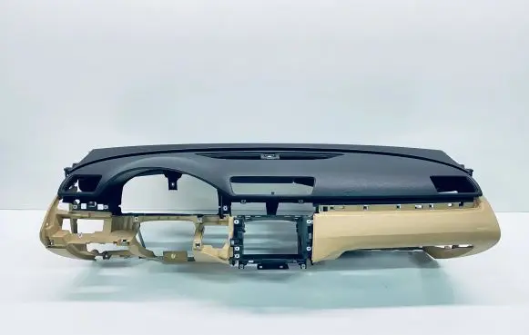 Volkswagen PASSAT B6 Dashboard 3C1857004C