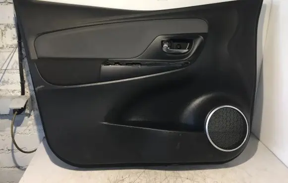Toyota Yaris Front door card panel trim 677640D130 1482608X 1482584X
