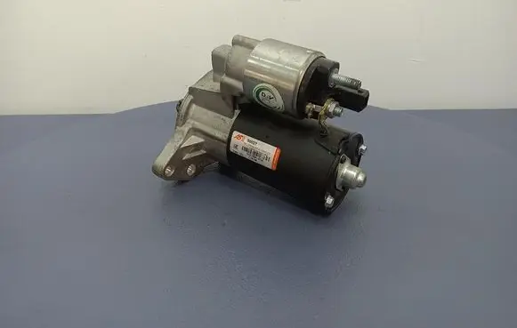 Volkswagen Golf IV Starter motor ASS0027