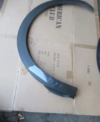 Peugeot 5008 II Rear arch trim 9814071147