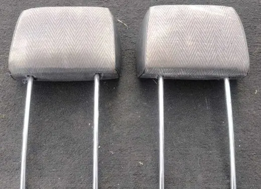 Mercedes-Benz W123 Front seat headrest 