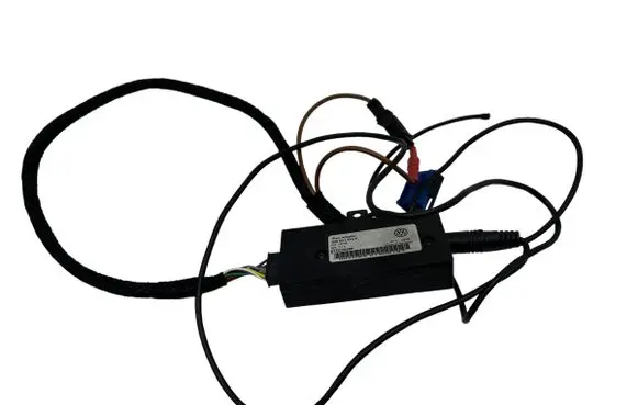 Volkswagen Touran I iPod connector socket 000051444k