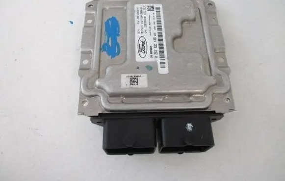 Ford Ka Engine control unit/module ECU 0261S21446 J7B512A650YF F1BA12B684EA