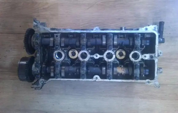 Mazda 3 I Engine head 392b0431