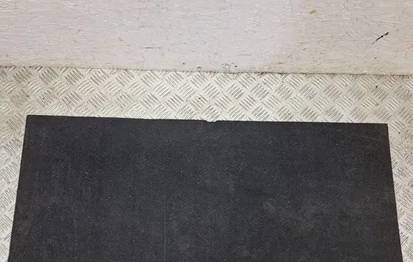 Toyota Avensis T270 Trunk/boot floor carpet liner 5841005021C1