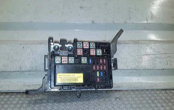 KIA Picanto Fuse module 919501Y373 2010901270