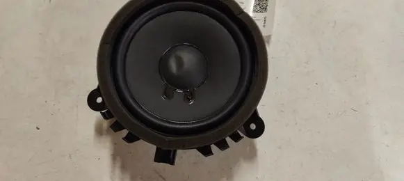 Volvo V40 Front door speaker 30657445