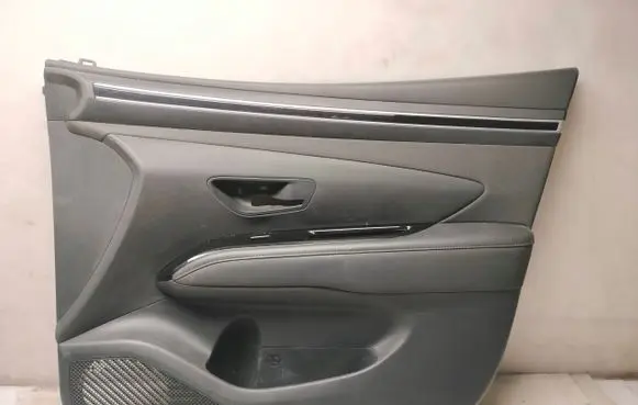 Hyundai Tucson IV NX4 Front door card panel trim 82302N7050