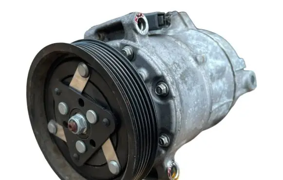 Volvo S60 Air conditioning (A/C) compressor (pump) 31332533 025336122B4