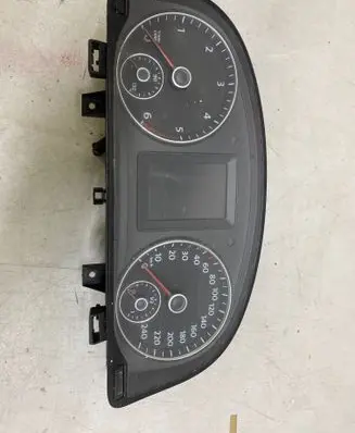 Speedometer (instrument cluster)