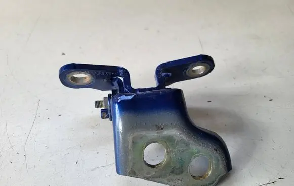 Renault Clio V Rear door upper hinge 