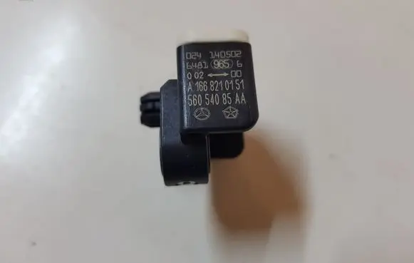 Dodge Durango Airbag deployment crash/impact sensor 56054085AA