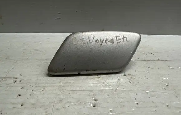 Chrysler Voyager Headlight washer spray nozzle cap/cover 04857423AA