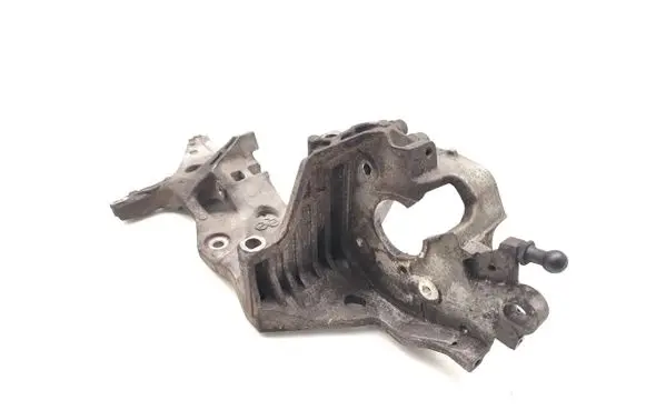 Skoda Octavia Mk3 (5E) Generator/alternator bracket 04L903143B