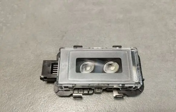 Audi A5 Other devices 85E947303