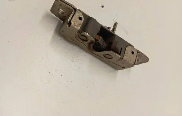 Loading door lock