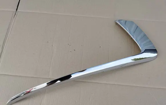 Mitsubishi Eclipse Cross Front bumper splitter molding 6407A245