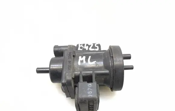 Mercedes-Benz ML W163 Turbo solenoid valve A0005450427