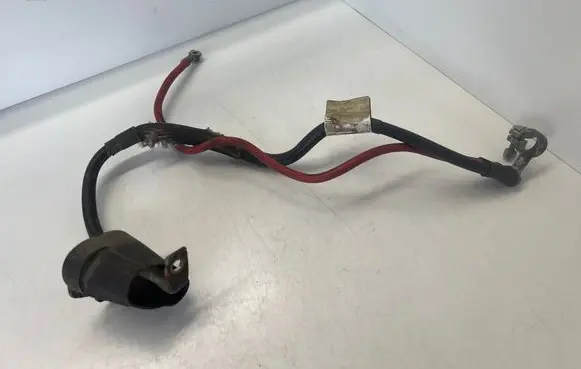 Volkswagen Touran I Positive cable (battery) 1K0971228