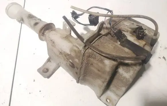 Mazda Premacy Windshield washer fluid reservoir/tank 