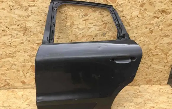 Porsche Macan (95B) Rear door 95B833021GRV 95b833311a