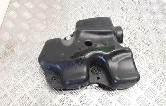 Intake resonator