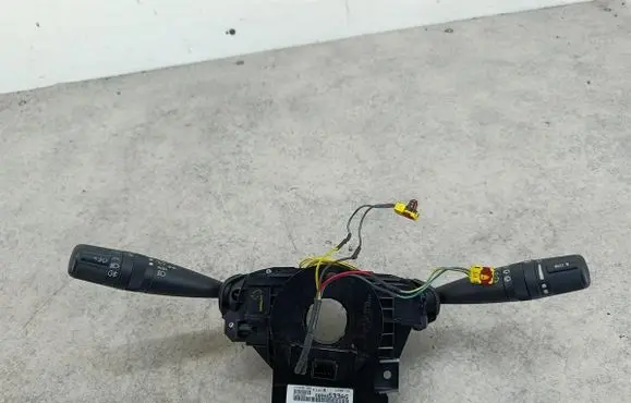 Dodge Journey Wiper turn signal indicator stalk/switch 56046533AG