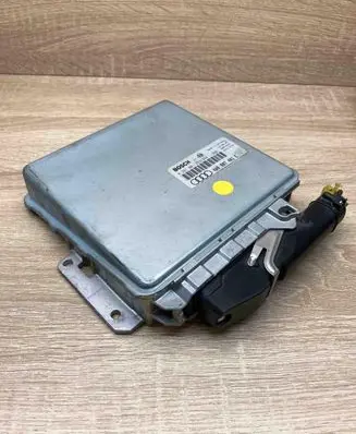 Audi A6 S6 C4 4A Engine control unit/module ECU 4A0907401E 0281001253