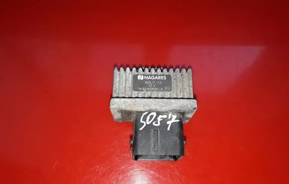 Nissan X-Trail T31 Glow plug pre-heat relay 9640469680A