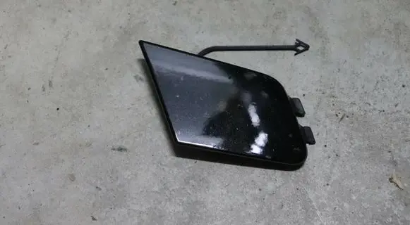 Audi A4 S4 B9 Front tow hook cap/cover 8W0807241E