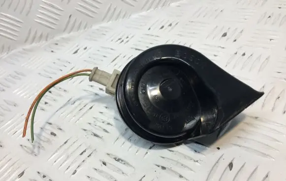 Peugeot Partner Horn signal E9011157