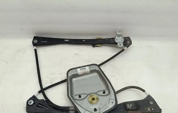 Volkswagen Golf V Front window lifting mechanism without motor 1K4837402S