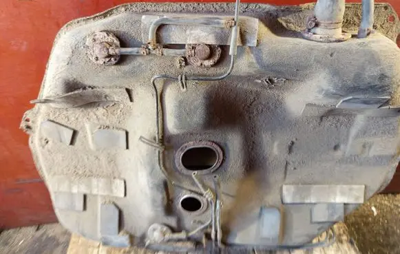 Mazda 626 Fuel tank 
