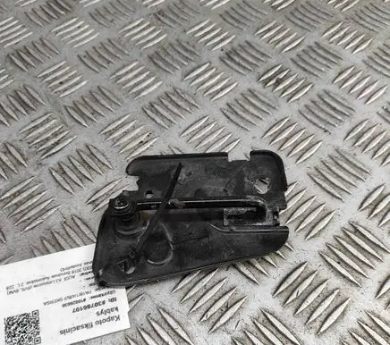 Audi A3 S3 8V Engine bonnet/hood lock/latch loop/hook 8V0823185C