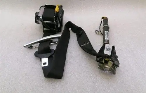 Mercedes-Benz S W222 Third row seat belt A2228601485